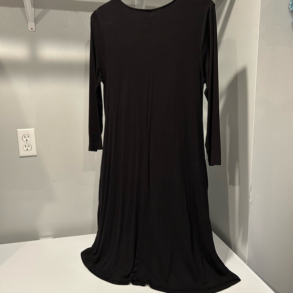 Time and TRU 3/4 Length Sleeve Dress - Picture 5 of 8